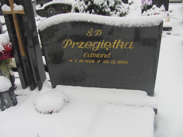 Edmund Przegiętka 1928 Bydgoszcz  NMP z Góry Karmel - Grobonet - Wyszukiwarka osób pochowanych