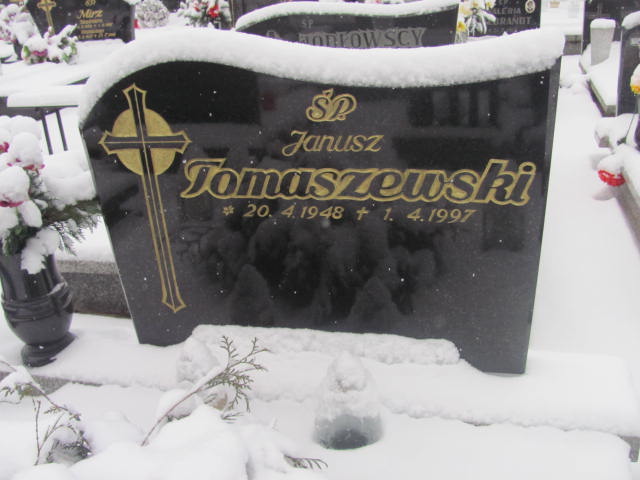 Janusz Tomaszewski 1948 Bydgoszcz  NMP z Góry Karmel - Grobonet - Wyszukiwarka osób pochowanych