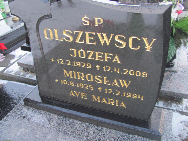 Barbara Adamczak 1955 Bydgoszcz  NMP z Góry Karmel - Grobonet - Wyszukiwarka osób pochowanych