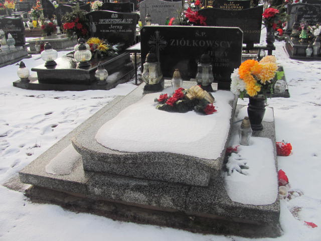 Gabriela Ziółkowska 1945 Bydgoszcz  NMP z Góry Karmel - Grobonet - Wyszukiwarka osób pochowanych