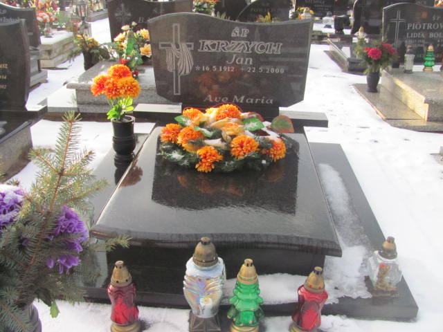 Helena Krzych 1924 Bydgoszcz  NMP z Góry Karmel - Grobonet - Wyszukiwarka osób pochowanych