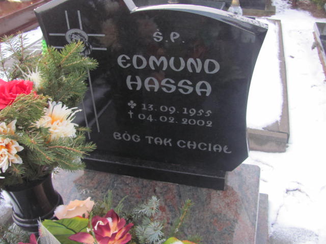 Grób Edmund Hassa